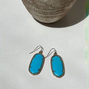 Kendra Scott drop earrings